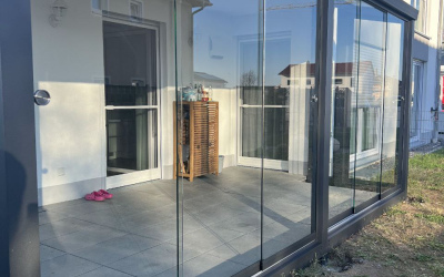 Wintergarten mit Schiebet&uuml;ren