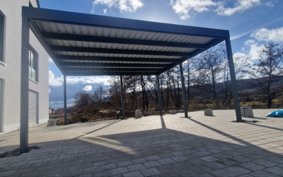 Aluminium-Vordach vom Hersteller mit Montage