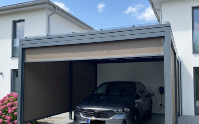 Carport mit Gartenblick