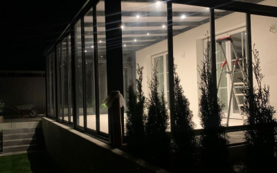 Klassischer Wintergarten mit Giebeldach