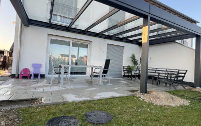 Terrassenüberdachung aus Aluminium
